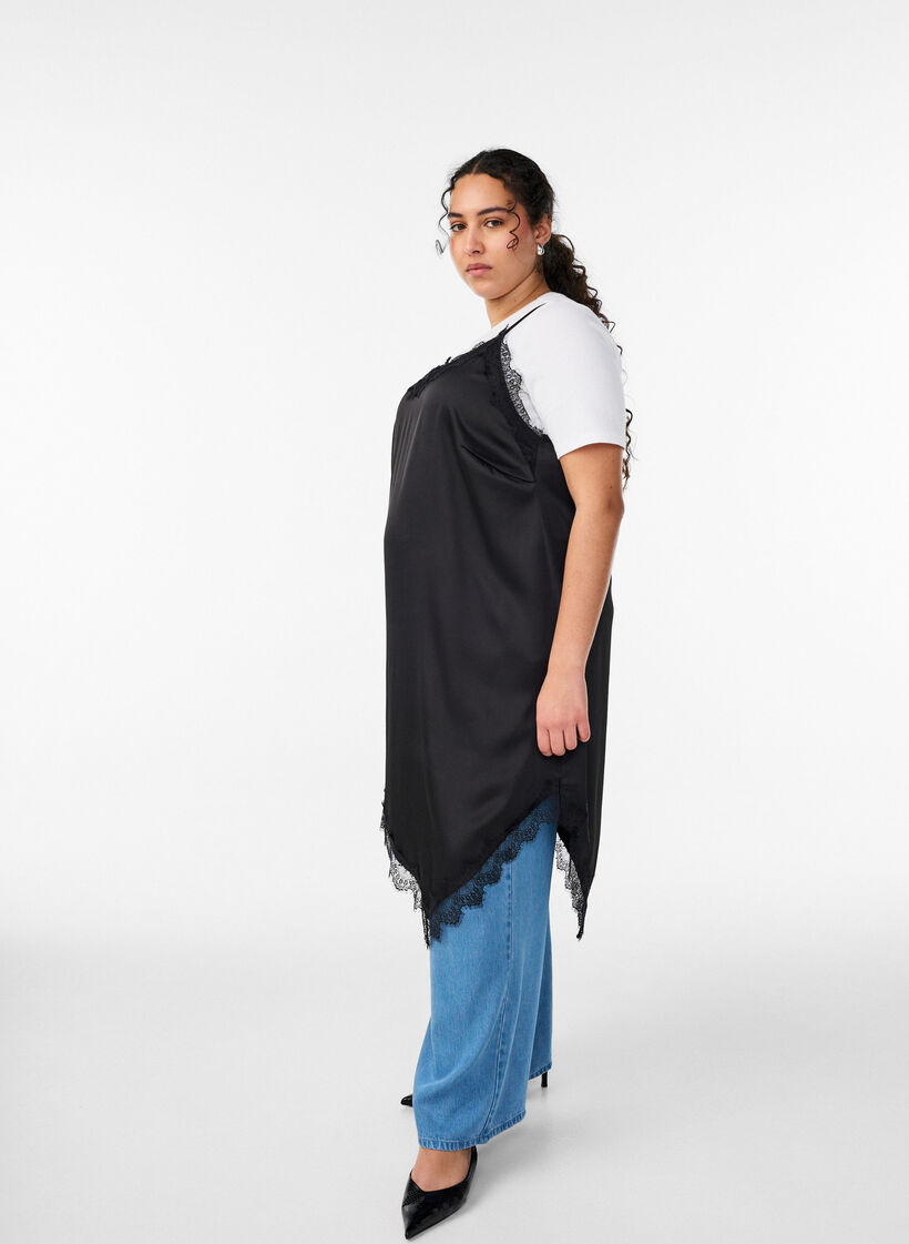 Satin-look dress with lace trim, Black, Model