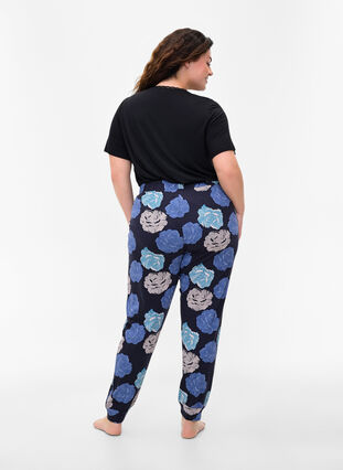 Cotton night trousers with floral print, Blue Flower, Model image number 1