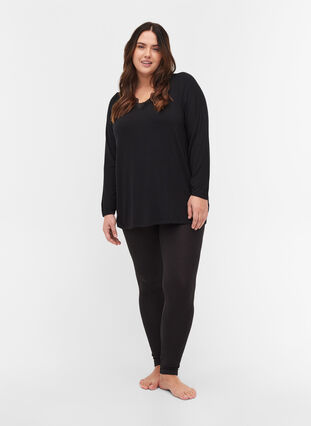 Viscose night shirt with V-neck and lace, Black, Model image number 3