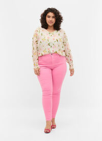 High waisted Amy jeans with super slim fit, Rosebloom, Model