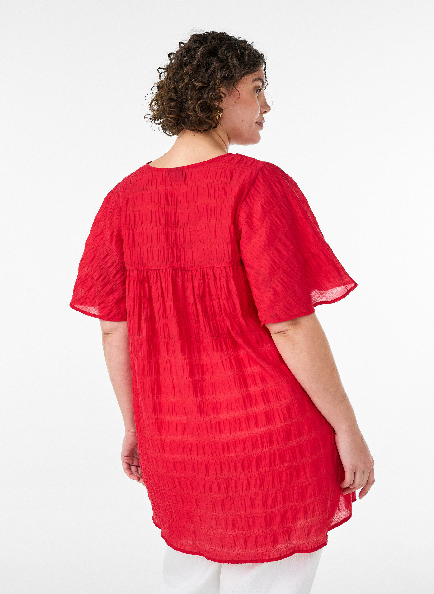 ZizzifashionTunic in lyocell with flutter sleeves, Red, Model image number 2