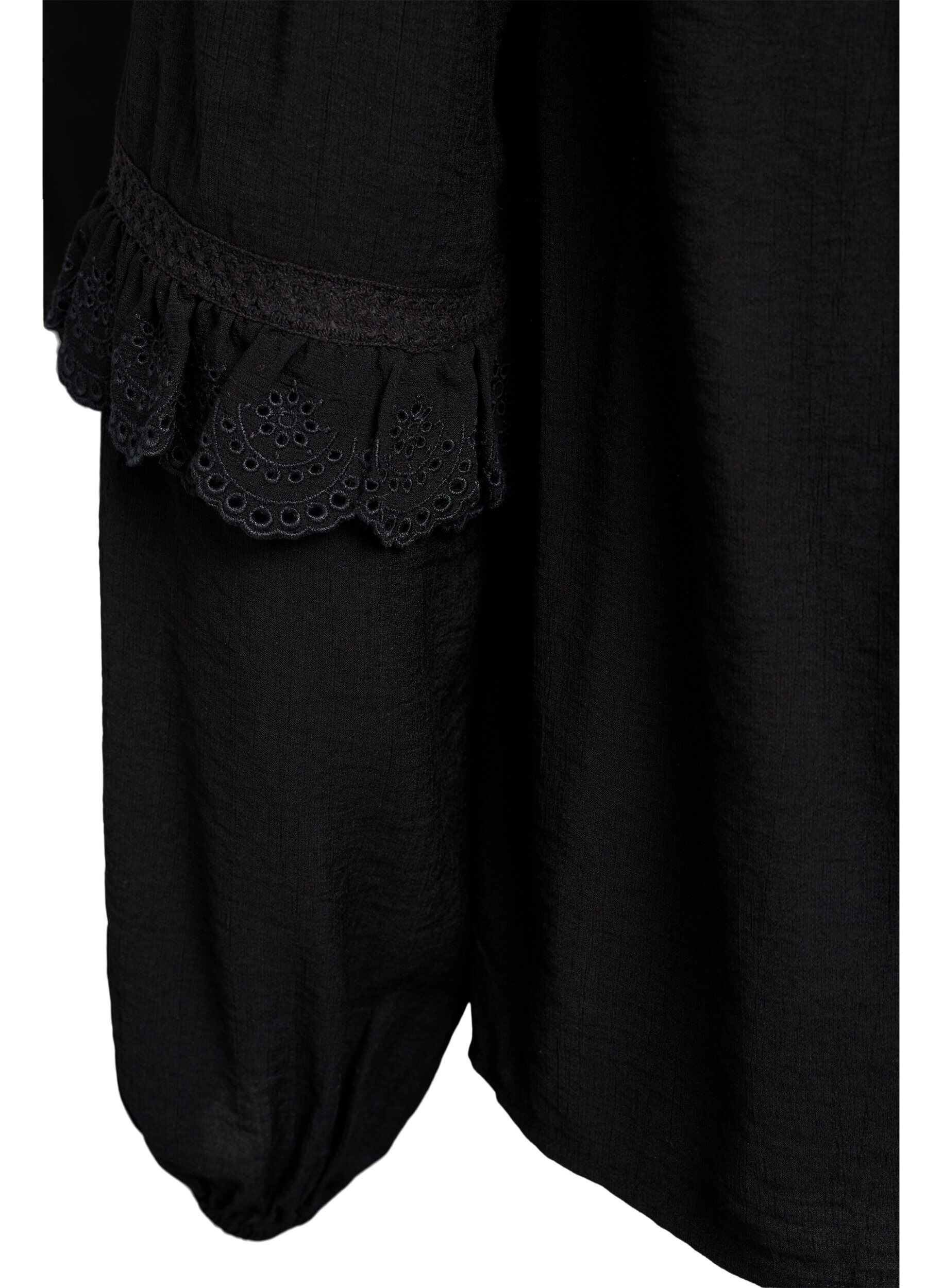 Zizzifashion Viscose blouse with lace and ruffles, Black, Packshot image number 3
