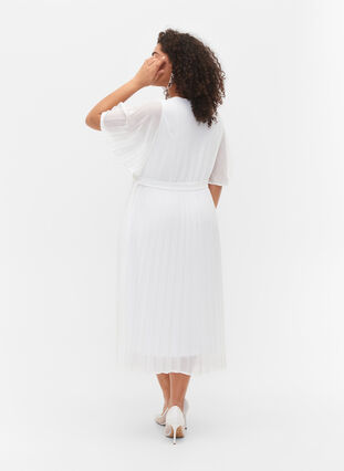 Pleated midi dress with short sleeves, Star White, Model image number 1