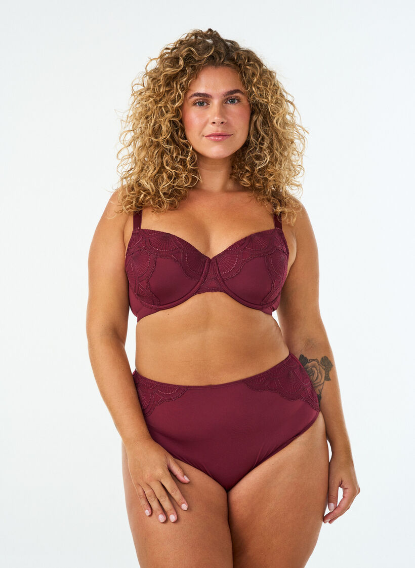 Briefs with mesh and embroidered lace trims, Red, Model image number 0