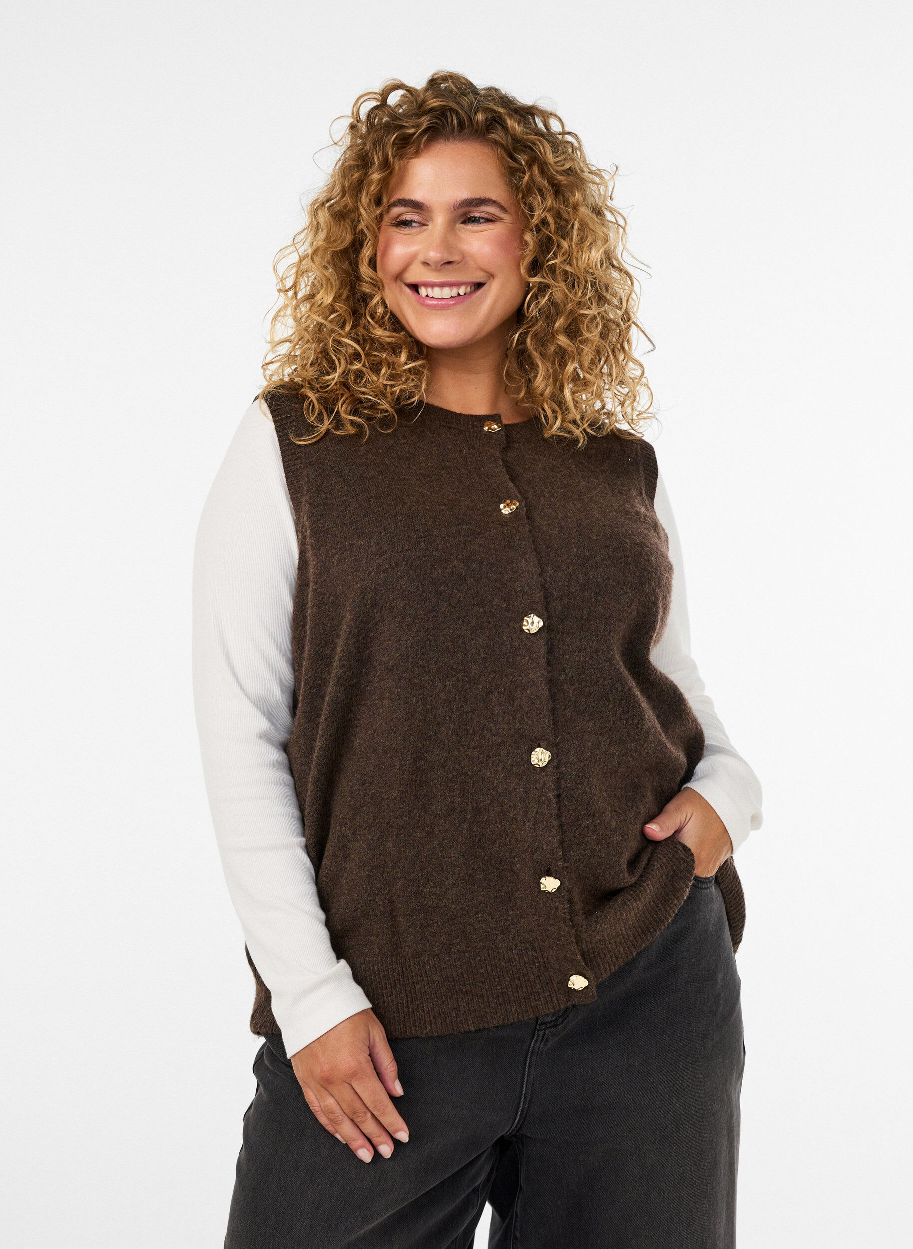 Knitted vest with decorative buttons, Brown, Model