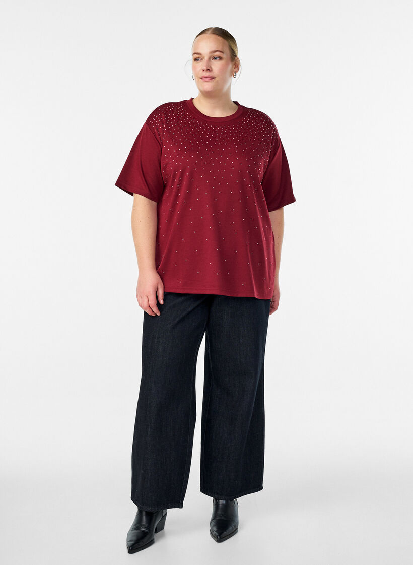 T-shirt with rhinestones and round neck, Dark Bordeaux, Model image number 1