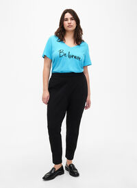 Cropped trousers with pockets, Black, Model