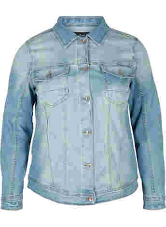 Light denim jacket with chest pockets