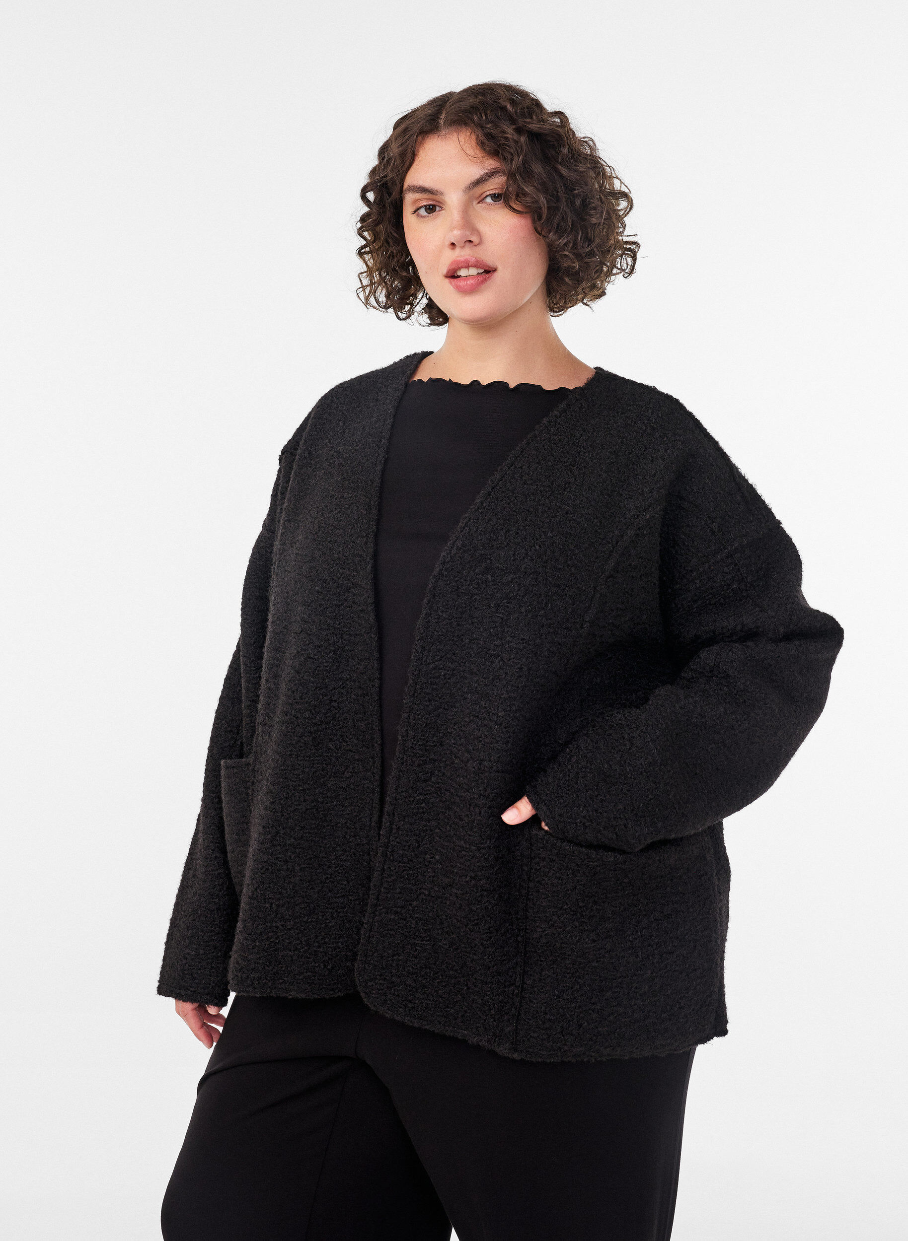 Loose cardigan with pockets
