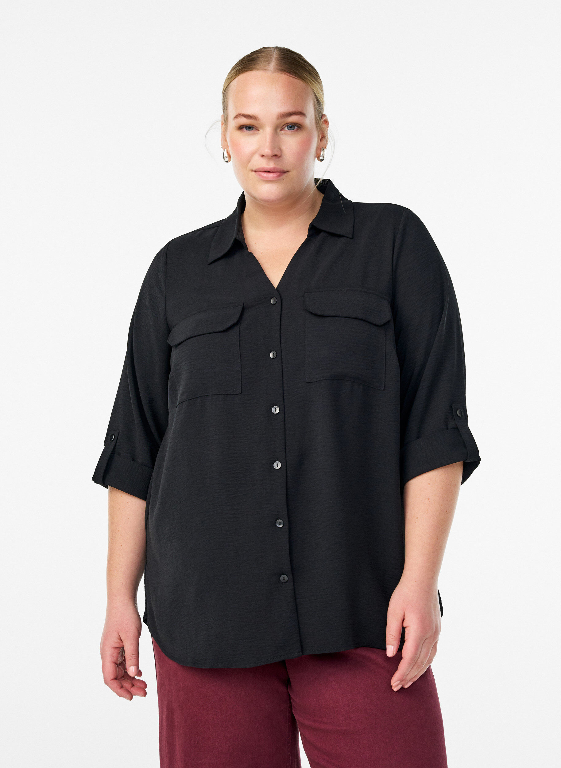 Shirt with chest pockets and 3/4 sleeves, Black, Model