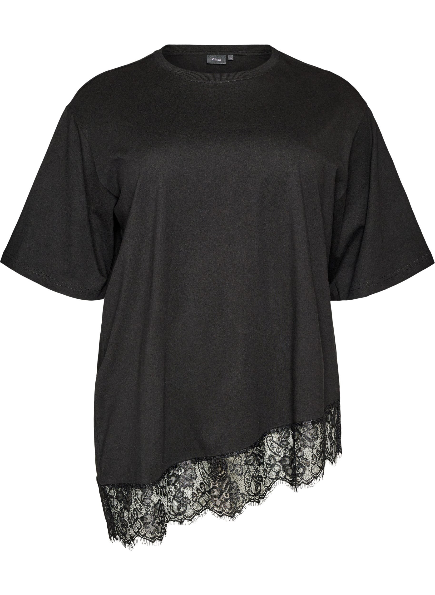 T-shirt with asymmetric lace hem