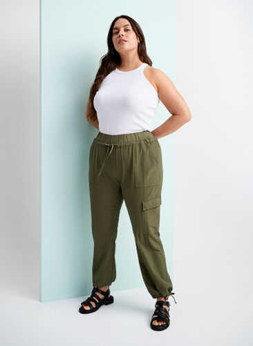 Loose cargo trousers in cotton, Ivy Green, Image image number 0