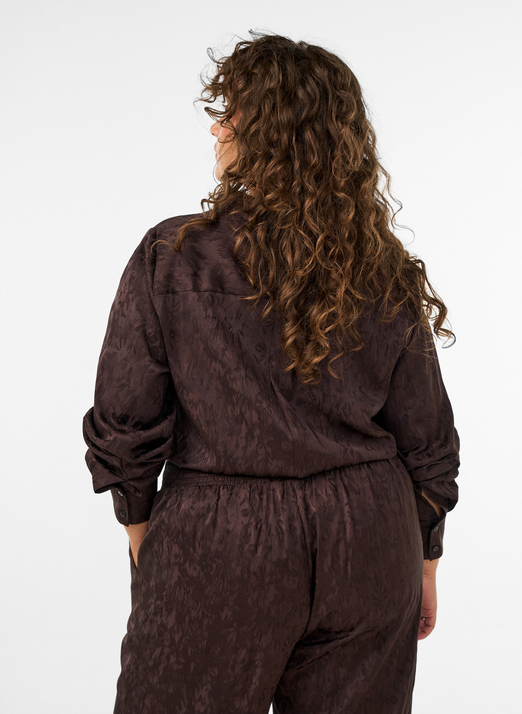 ZizzifashionShirt with tone-on-tone paisley pattern, Brown, Model image number 2