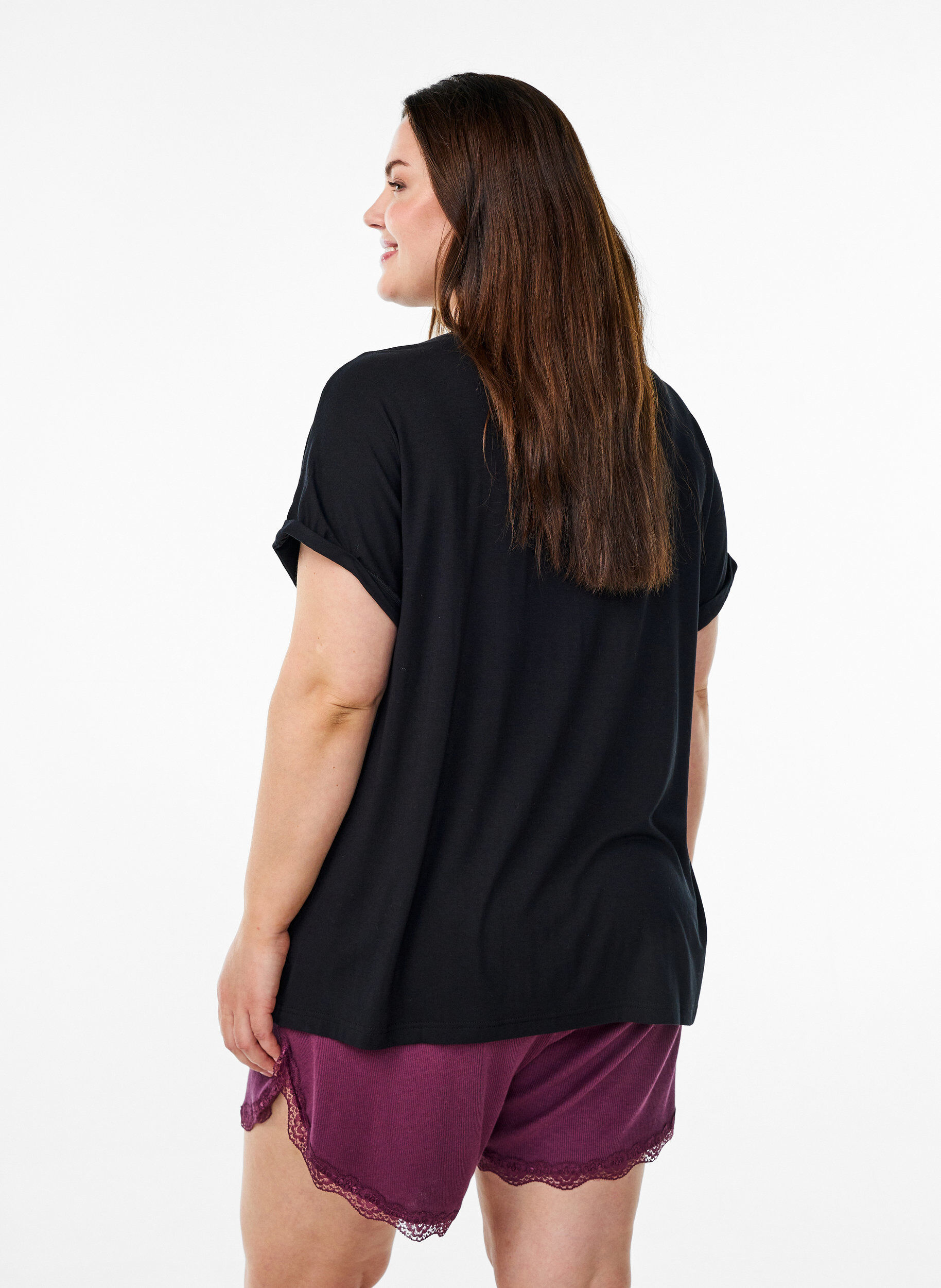 Zizzifashion Loose viscose night tee, Black, Model image number 2