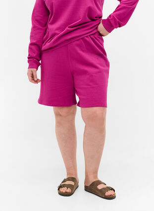 Sweat shorts with text print, Festival Fuchsia, Model image number 2