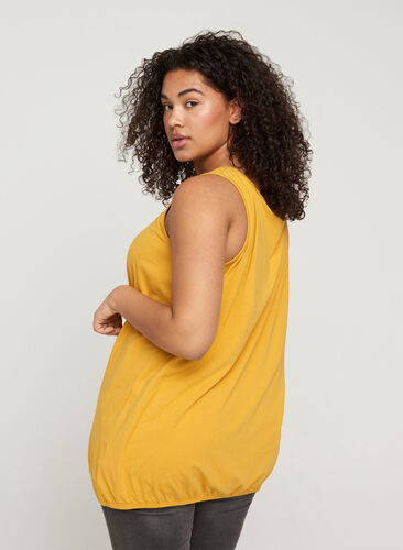 Cotton top with a round neck and lace trim, Mineral Yellow, Model image number 1