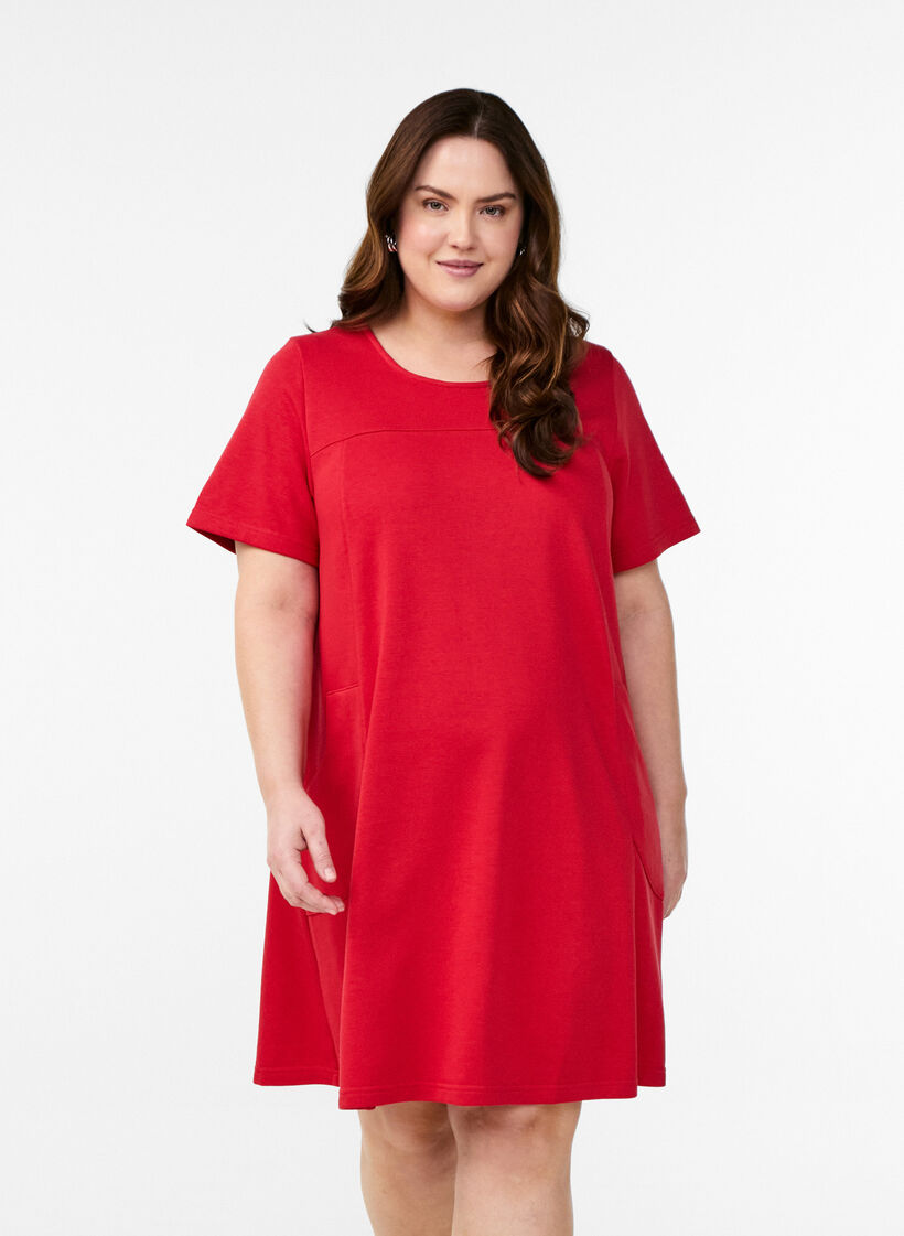 Jersey dress with short sleeves and pockets, Red, Model image number 0