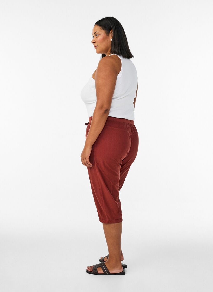 Cotton Capri trousers, Red, Model image number 1