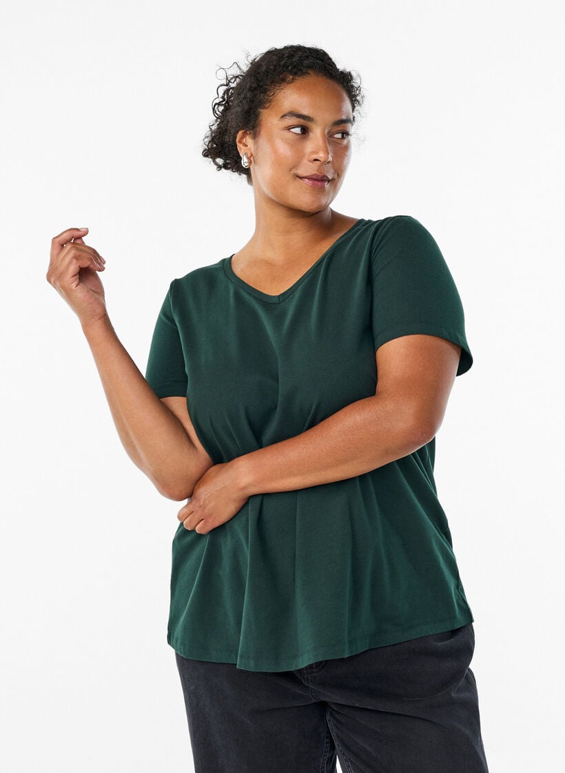 Basic plain cotton t-shirt, Green, Model image number 0
