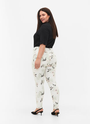 High waisted Amy jeans with floral print, White Flower AOP L78, Model image number 1