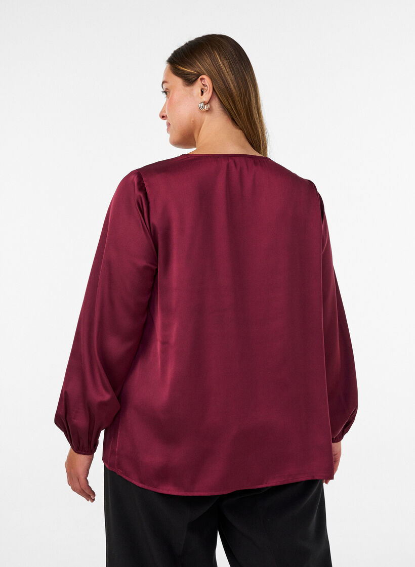Satin blouse with lace appliqu&eacute; and pearls, Red, Model image number 2