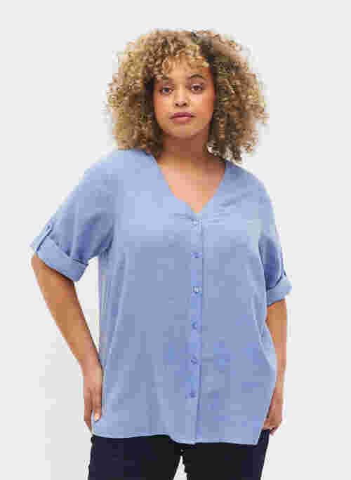 Shirt with 3/4 sleeves and v-neckline