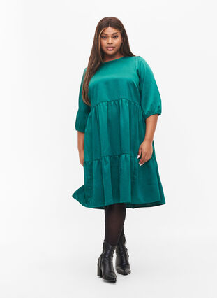 Dress with back detail and 3/4 sleeves, Evergreen, Model image number 3