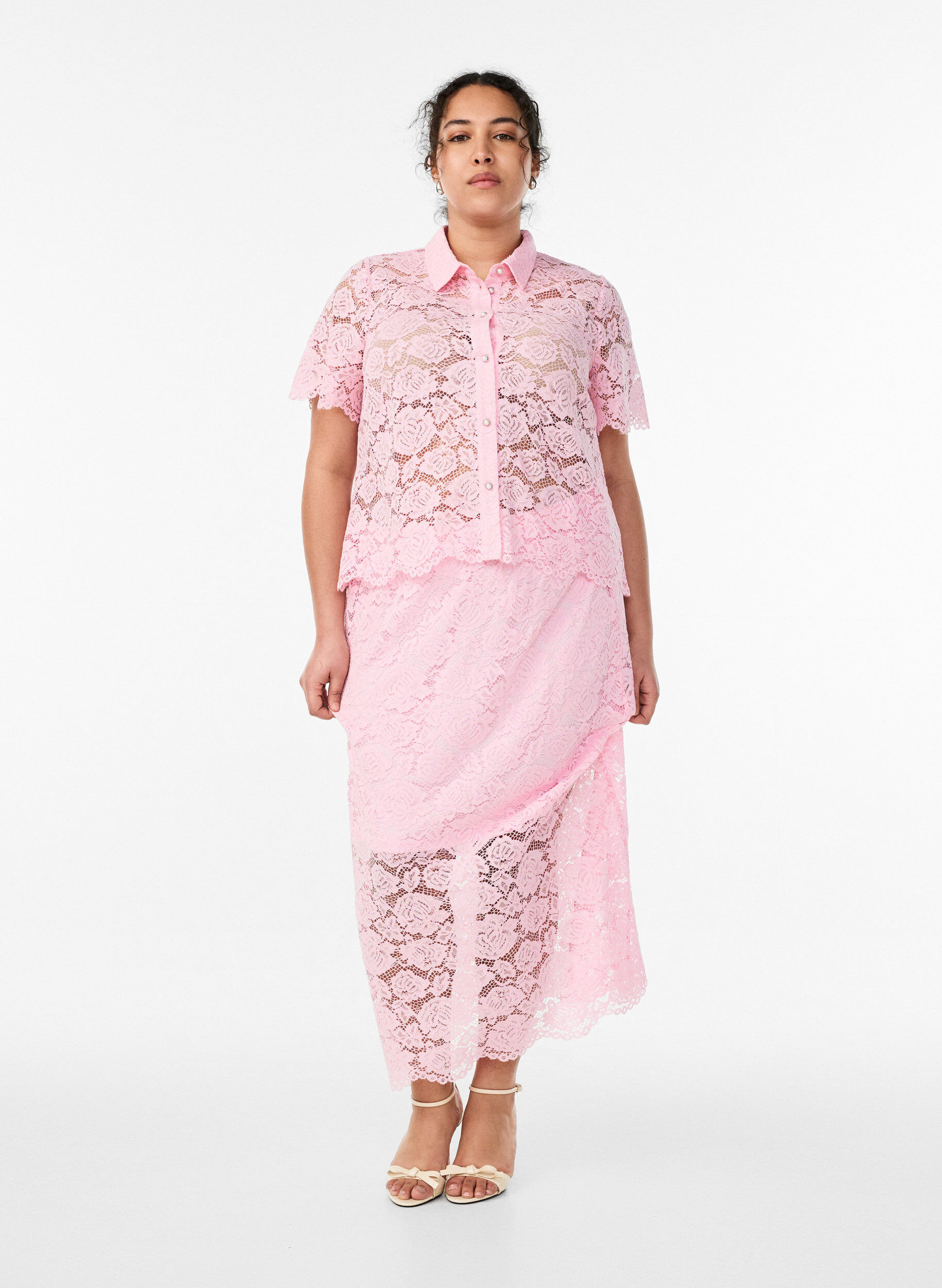 Zizzifashion Lace shirt blouse with pearl buttons, Rose, Model image number 1