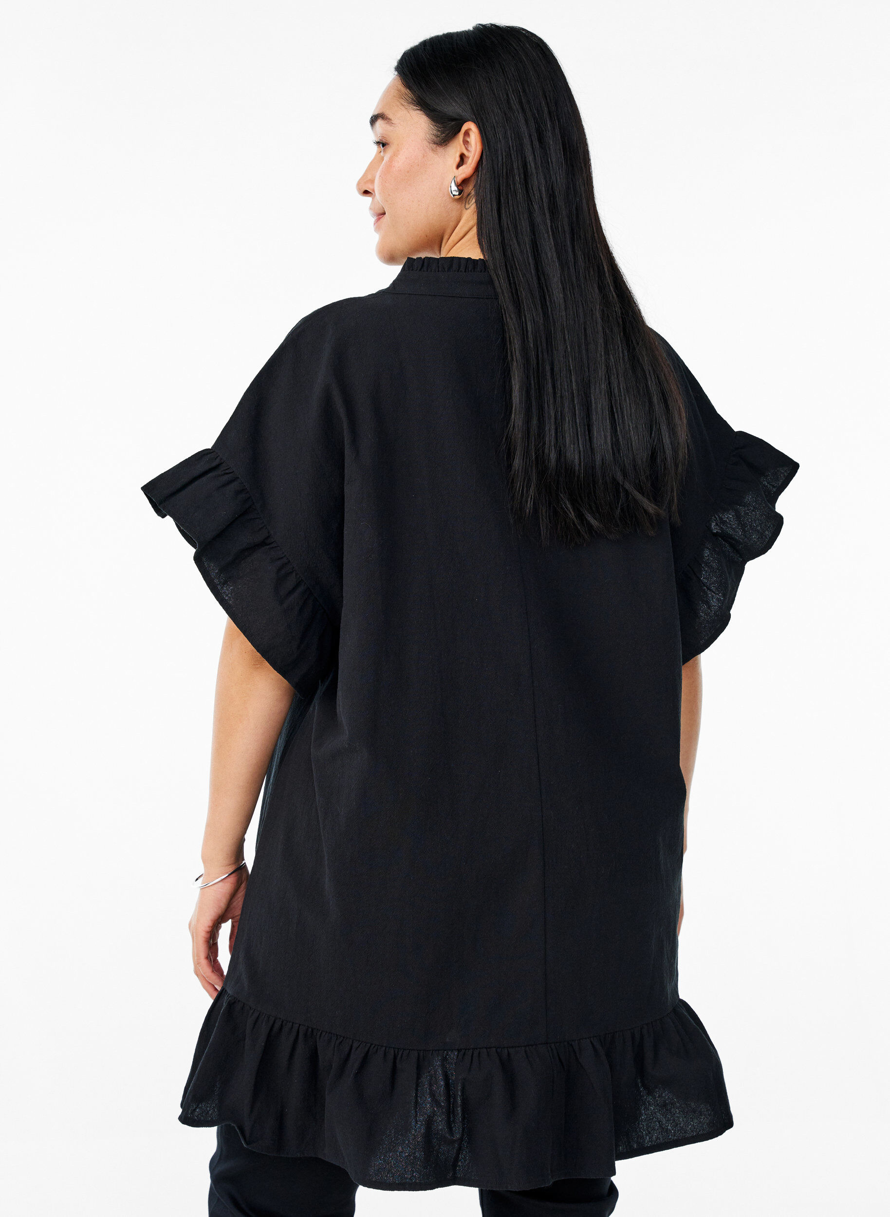 Zizzifashion Tunic with V-neck and ruffle details, Black, Model image number 2