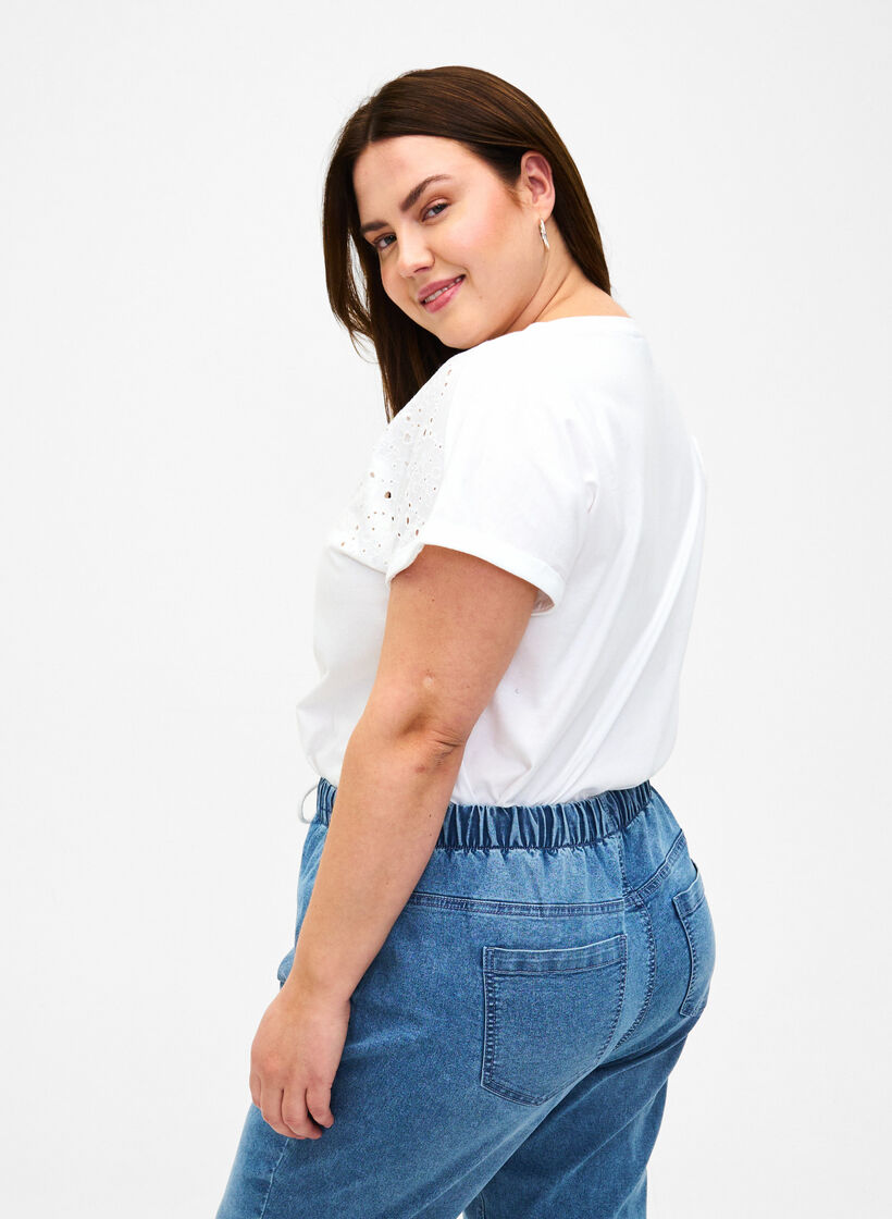 Organic cotton T-shirt with broderie anglaise, Bright White, Model image number 1