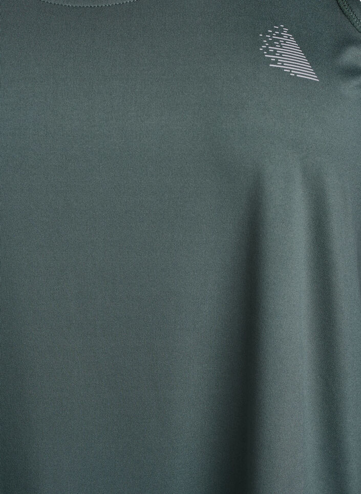 Solid coloured training top with a round neck, Green, Packshot image number 2