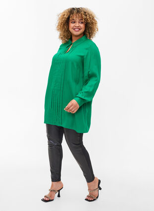 Long-sleeved viscose blouse with shirt collar, Jolly Green, Model image number 3