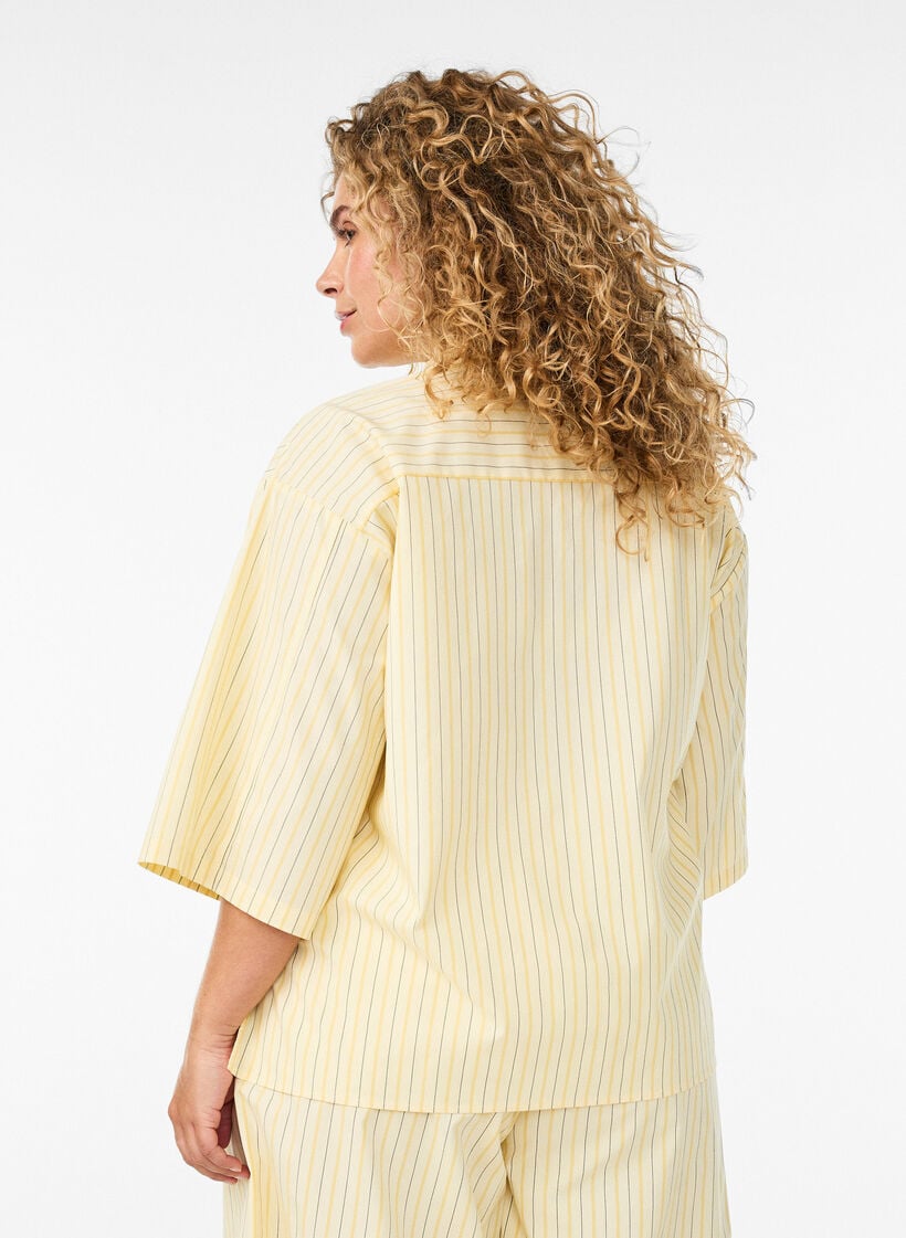 Striped blouse in a loose fit, Yellow, Model image number 2