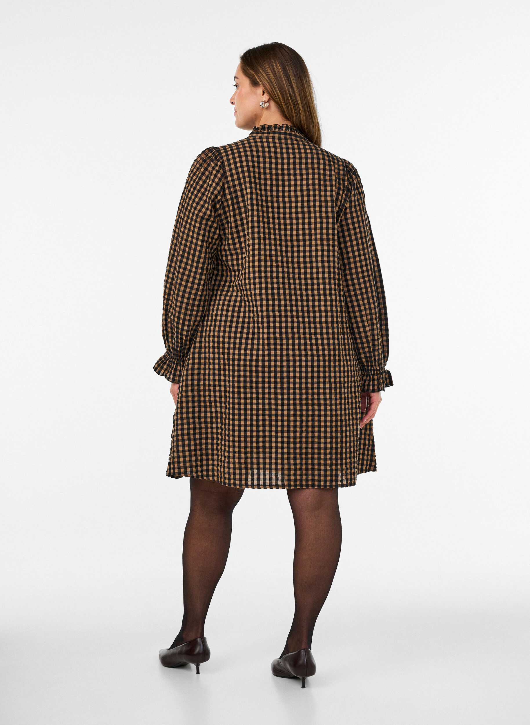 ZizzifashionChecked cotton dress with ruffle details, Brown, Model image number 2