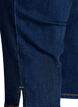 High-waisted slim fit capris in stretch denim, Blue, Packshot image number 3