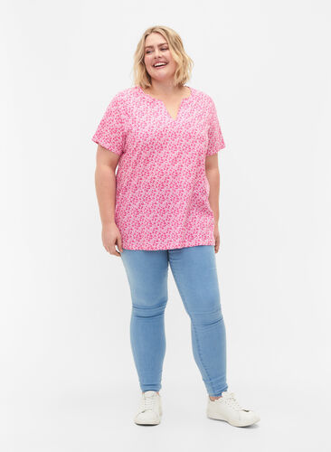 Floral cotton t-shirt with v-neck, Shocking Pink AOP, Model image number 2