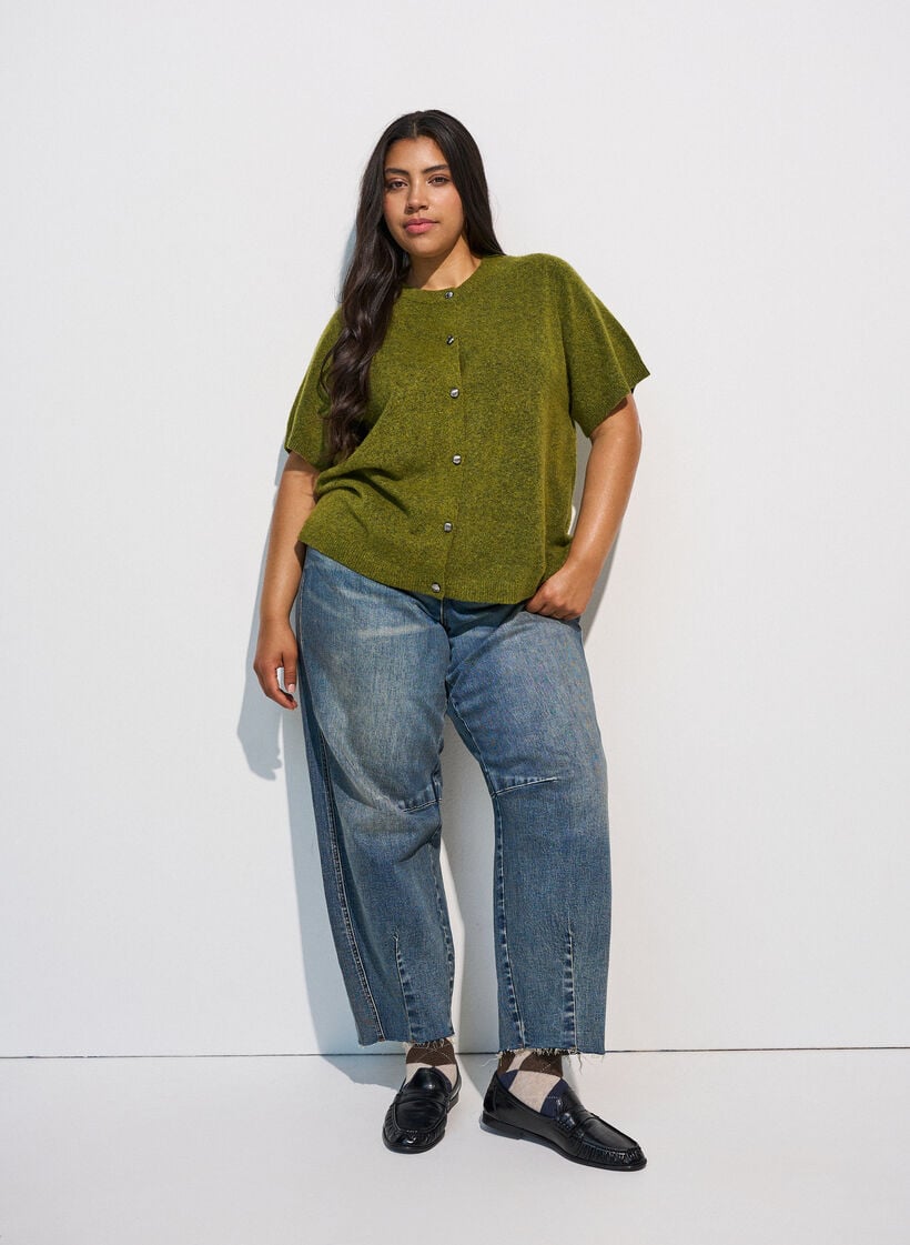 Knit cardigan with short sleeves, Green, Model