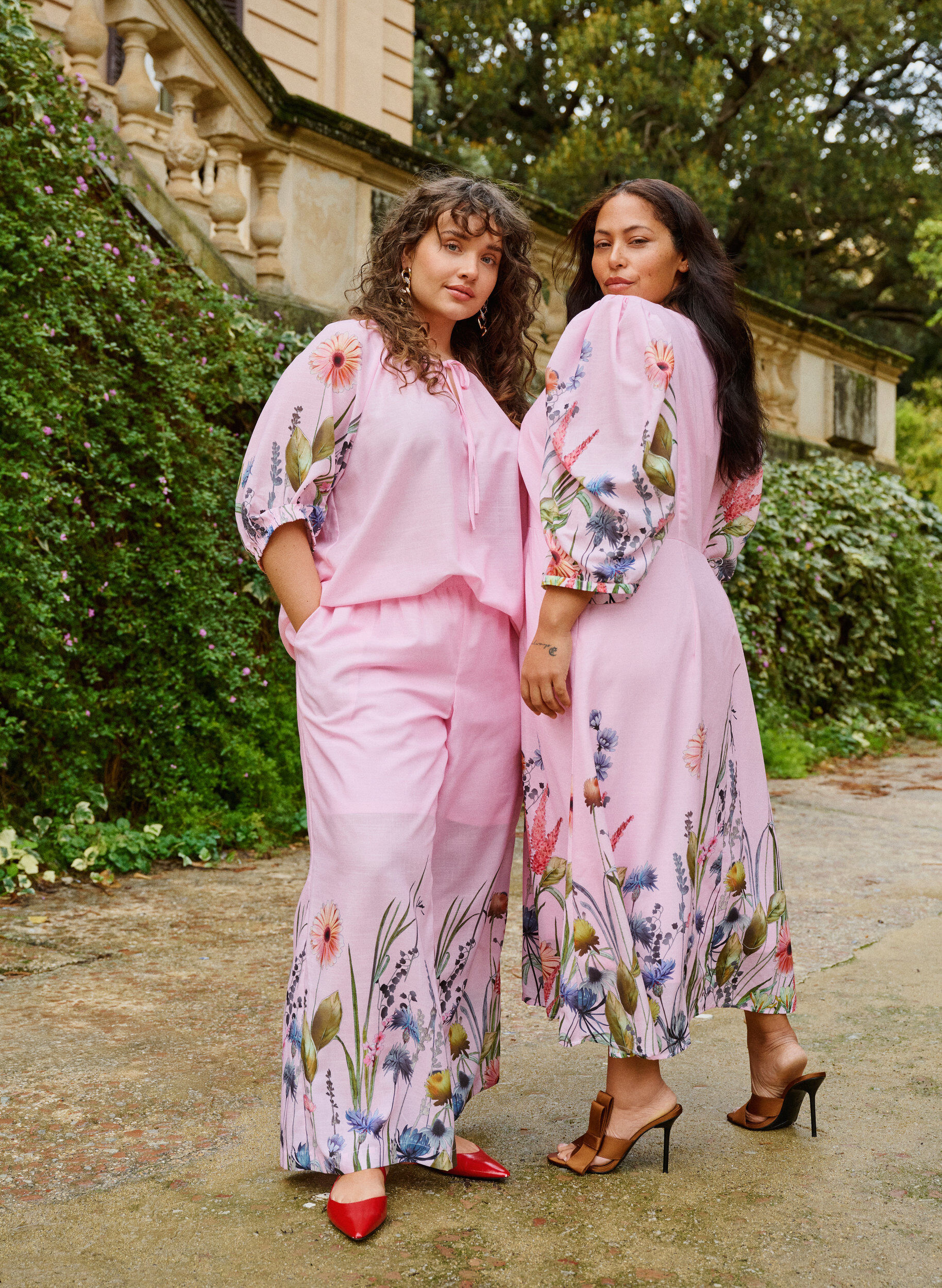 Zizzifashion Trousers with floral print and wide legs, Pink, Image image number 0