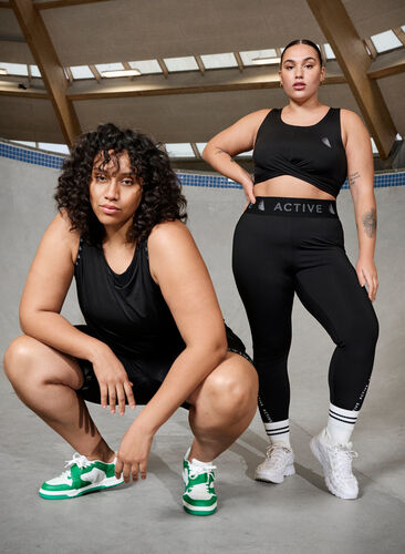 Cropped sport tights with text print, Black, Image image number 0