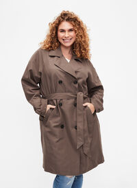 Trench coat with belt and slit, Chocolate Chip, Model