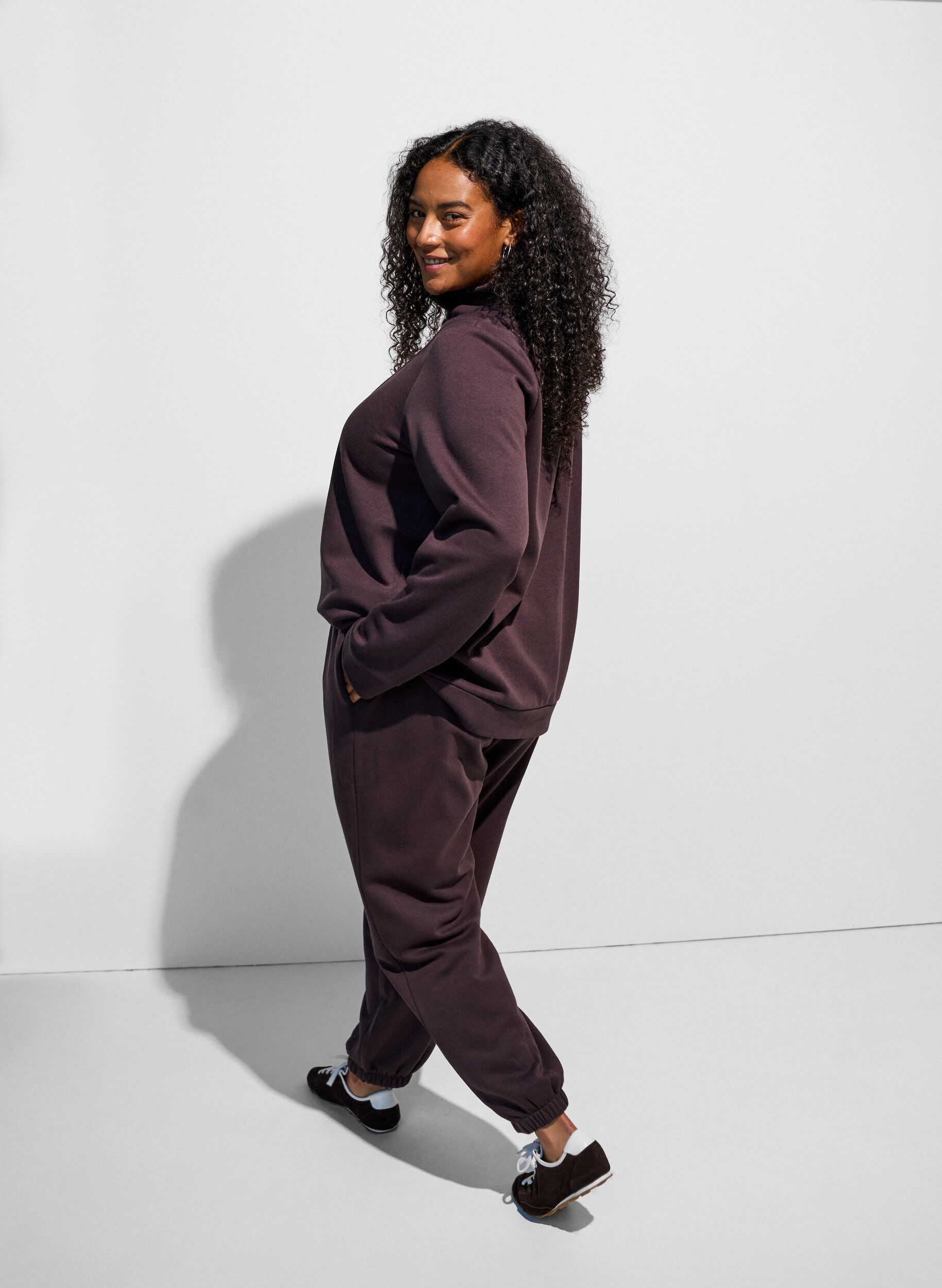 ZizzifashionHigh-waisted sweatpants with drawstring, Brown, Model image number 2
