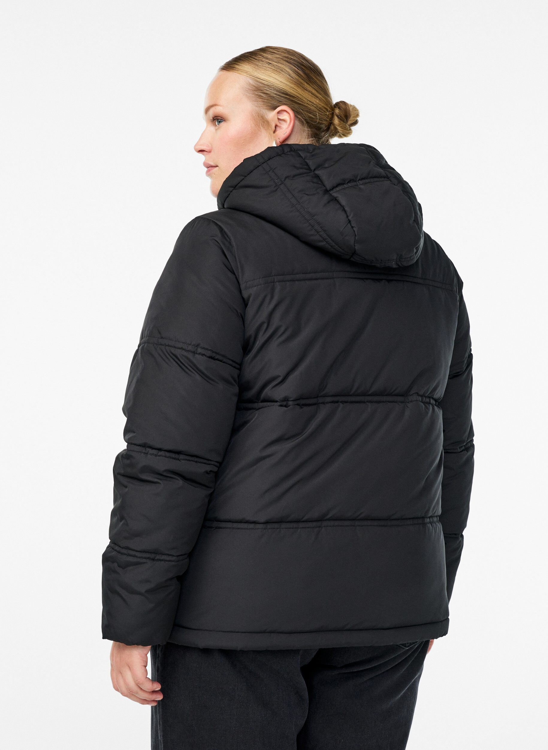 Zizzifashion Short puffer jacket with a hood and two-way zipper, Black, Model image number 2