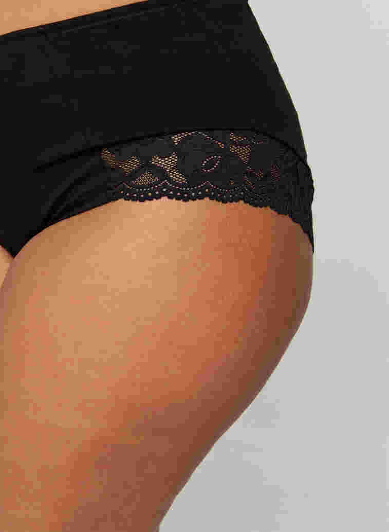 3-pack hipster knickers with lace trim, Black, Model