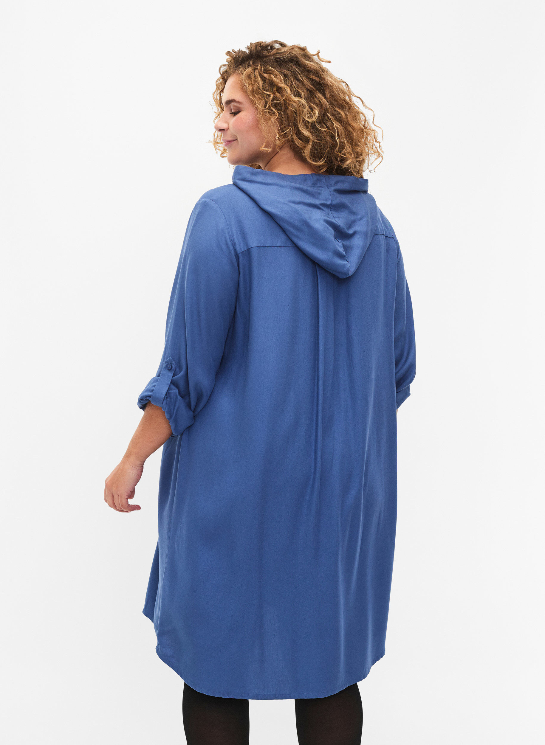 Zizzifashion Shirt dress in viscose with hood and 3/4 sleeves, Moonlight Blue, Model image number 1