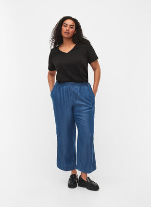 Loose denim trousers in lyocell (TENCEL™), Dark Blue, Model image number 0