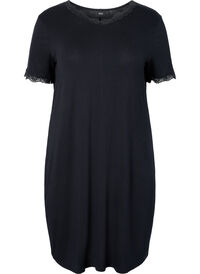 Short-sleeved viscose nightie with lace edges
