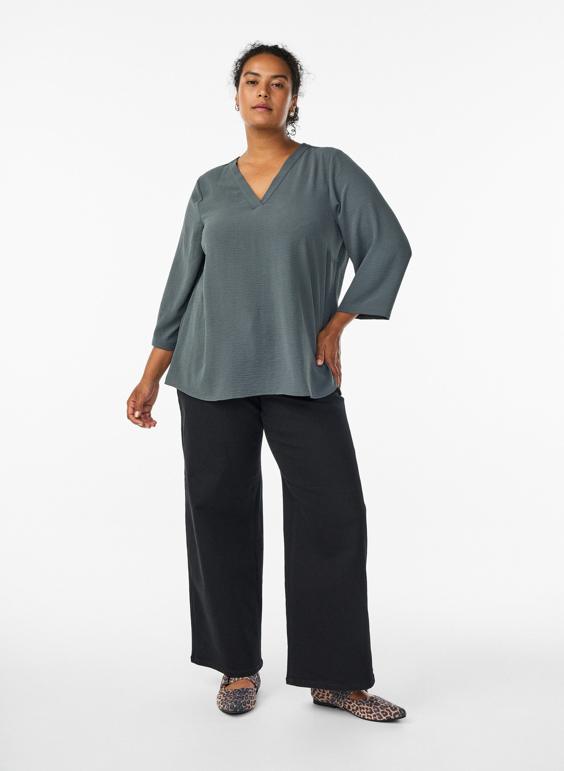 ZizzifashionBlouse with 3/4 sleeves, Green, Model image number 1