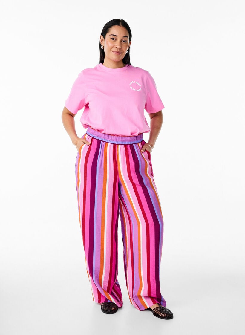 Organic cotton T-shirt with text motif, Pink, Model image number 1