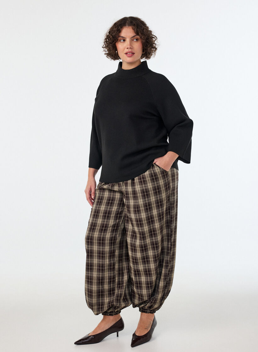 Knitted blouse in a viscose blend with a turtleneck, Black, Model image number 1