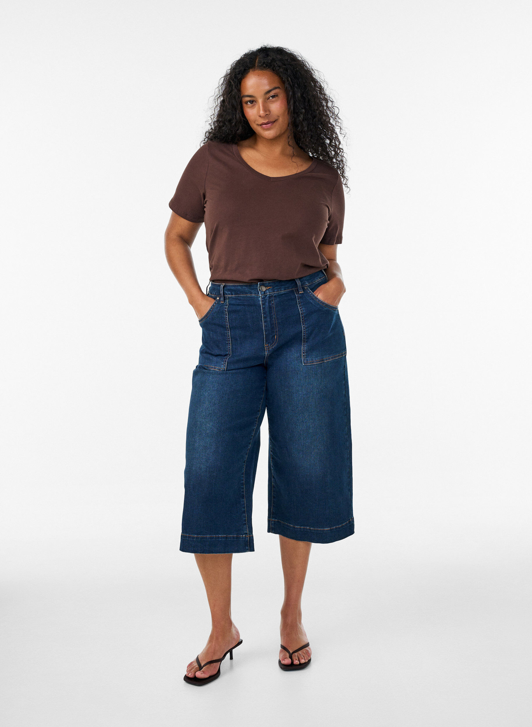 ZizzifashionBasic plain cotton t-shirt, Brown, Model image number 1